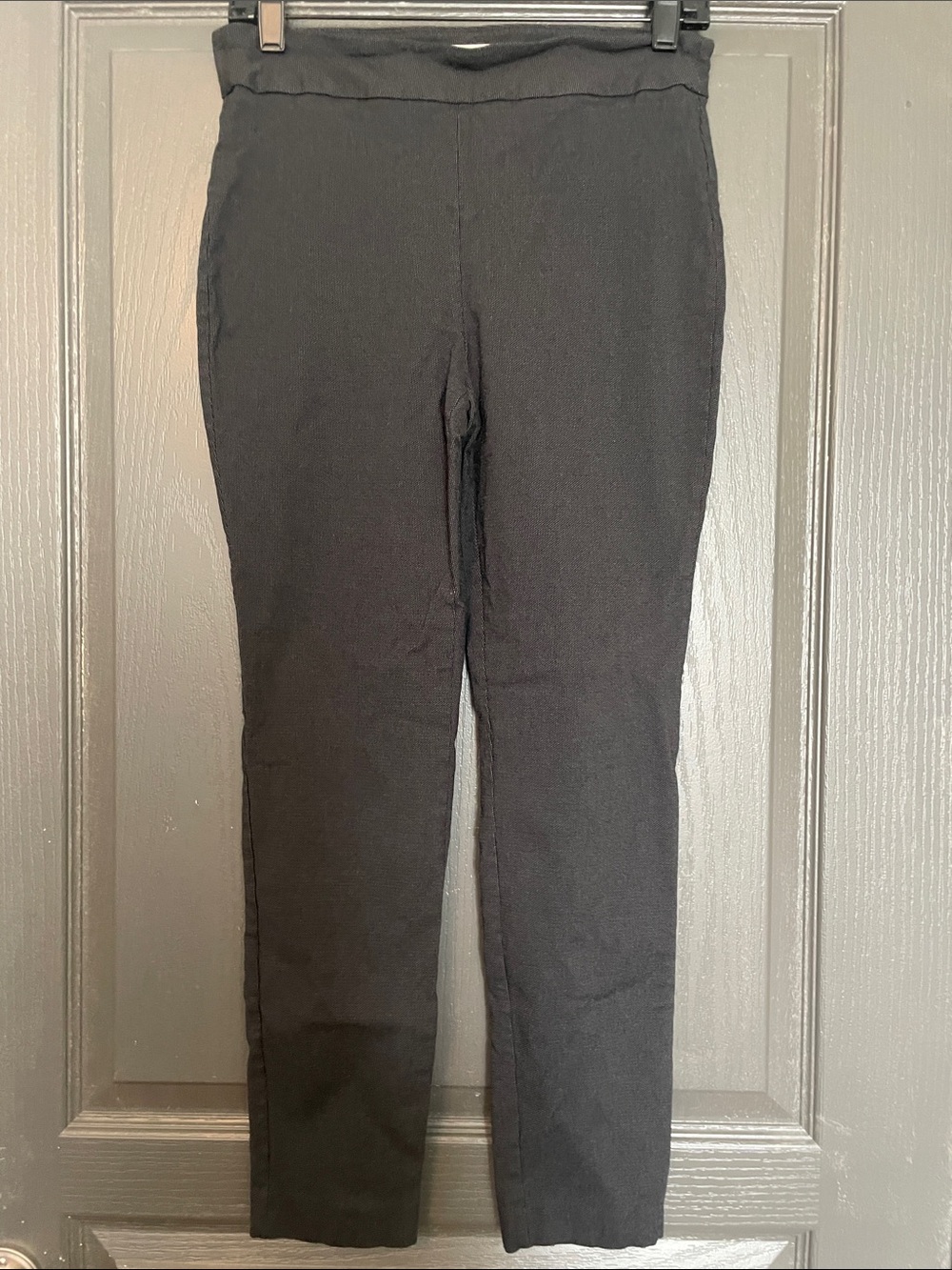 RW&CO. Black Cropped Stretch Ponte Pants